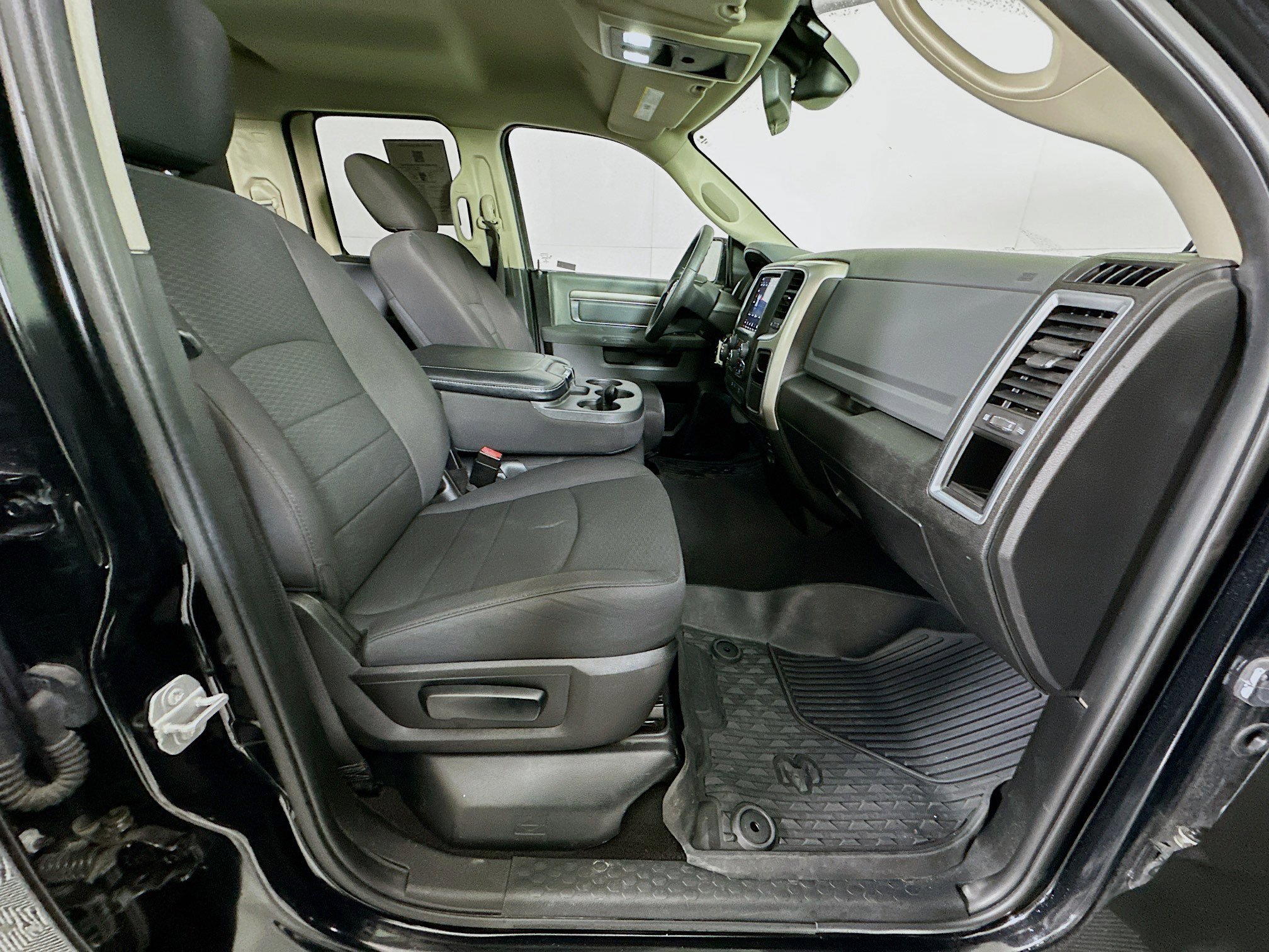 Used 2019 RAM 1500 Classic Warlock w/ Electronics Group RWD image 28