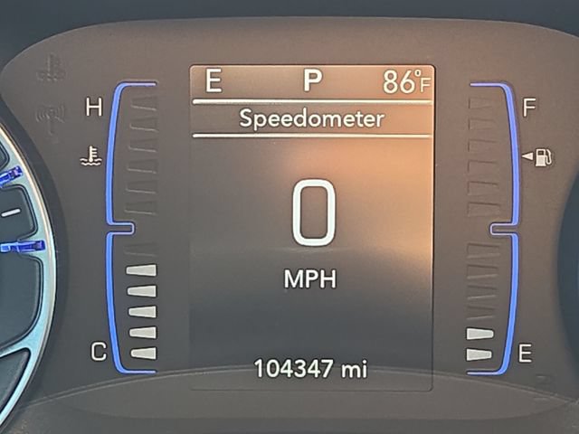 Used 2019 Chrysler Pacifica Touring-L FWD image 26