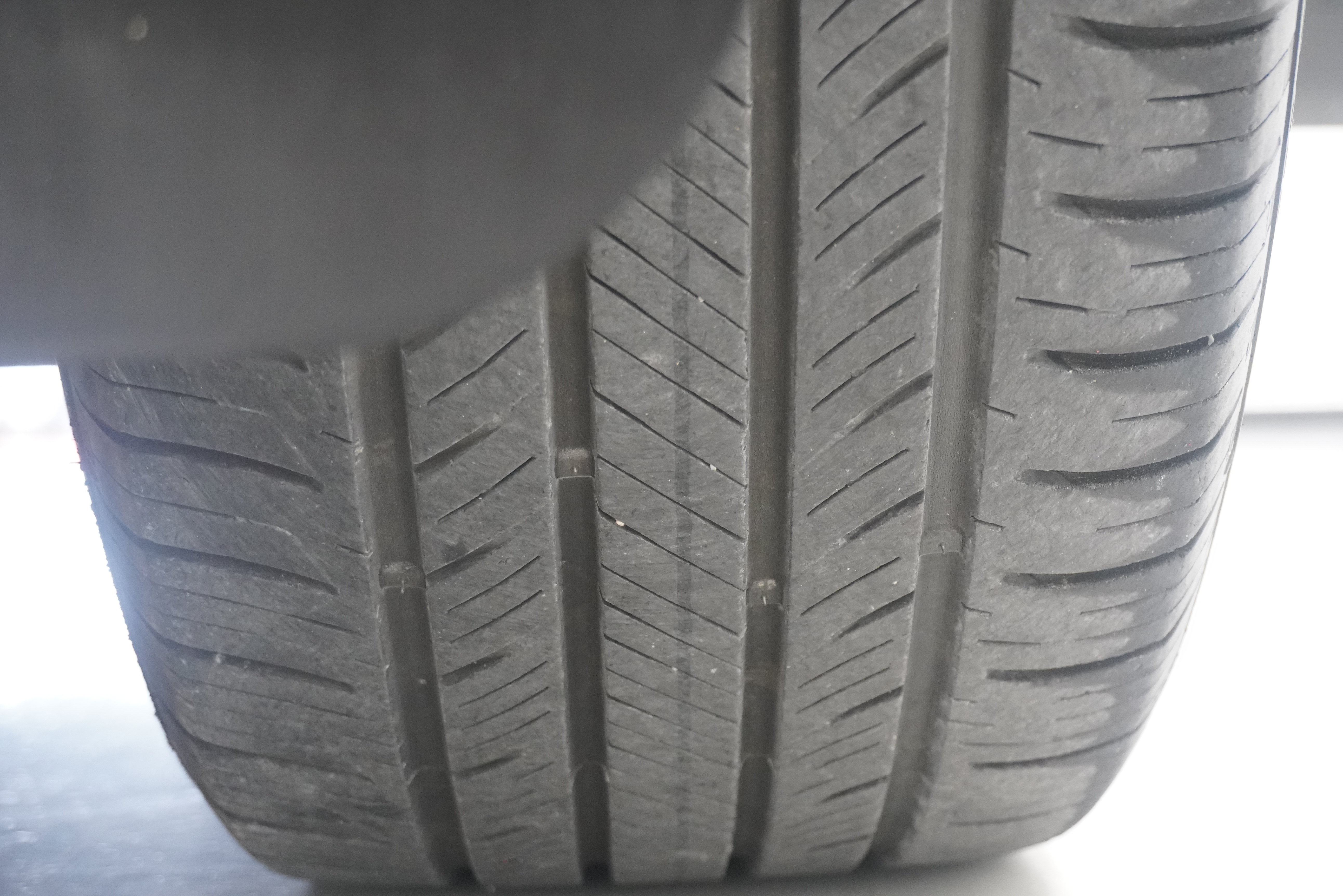 Used 2023 Ford Explorer XLT AWD/4WD image 30