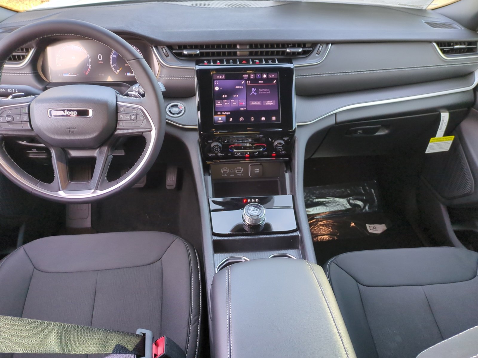 New 2025 Jeep Grand Cherokee Laredo image 20