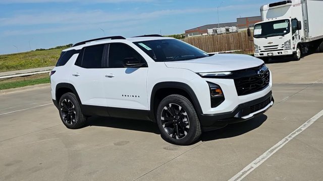 New 2027 Chevrolet Equinox RS FWD image 2