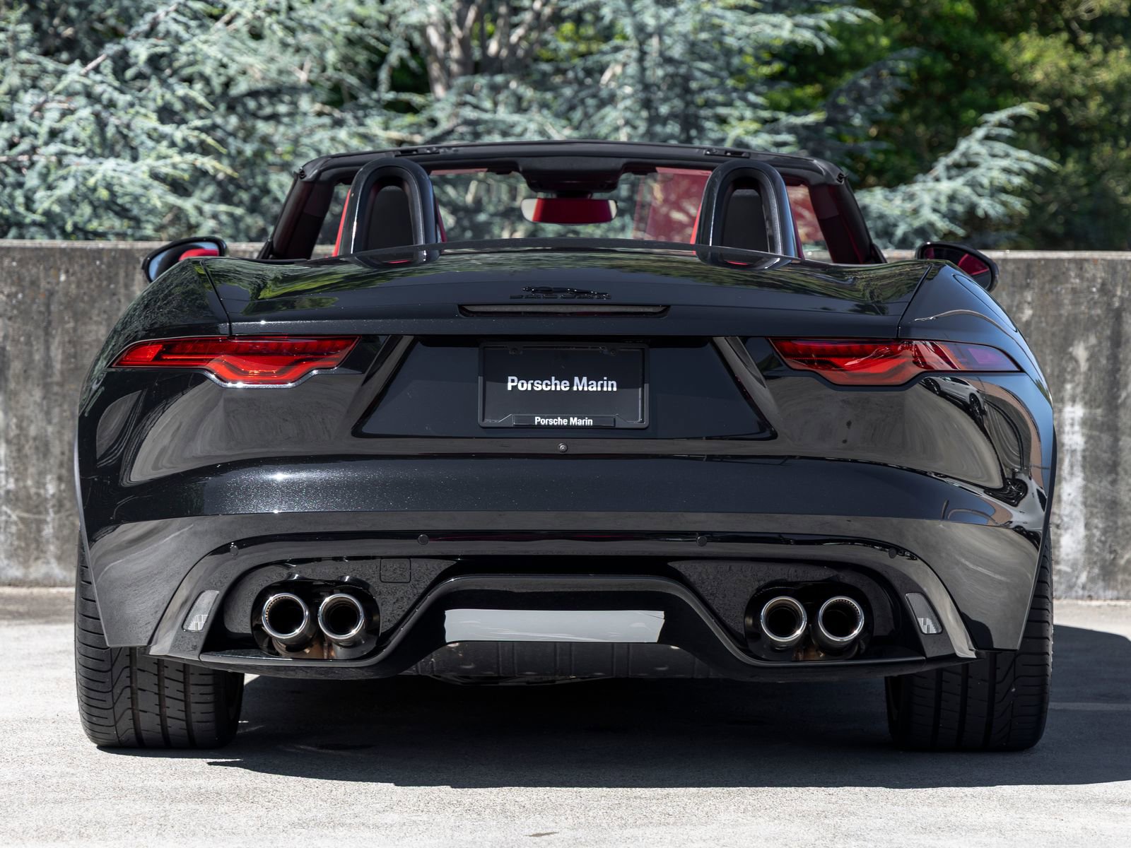 Used 2024 Jaguar F-TYPE R-Dynamic RWD image 10