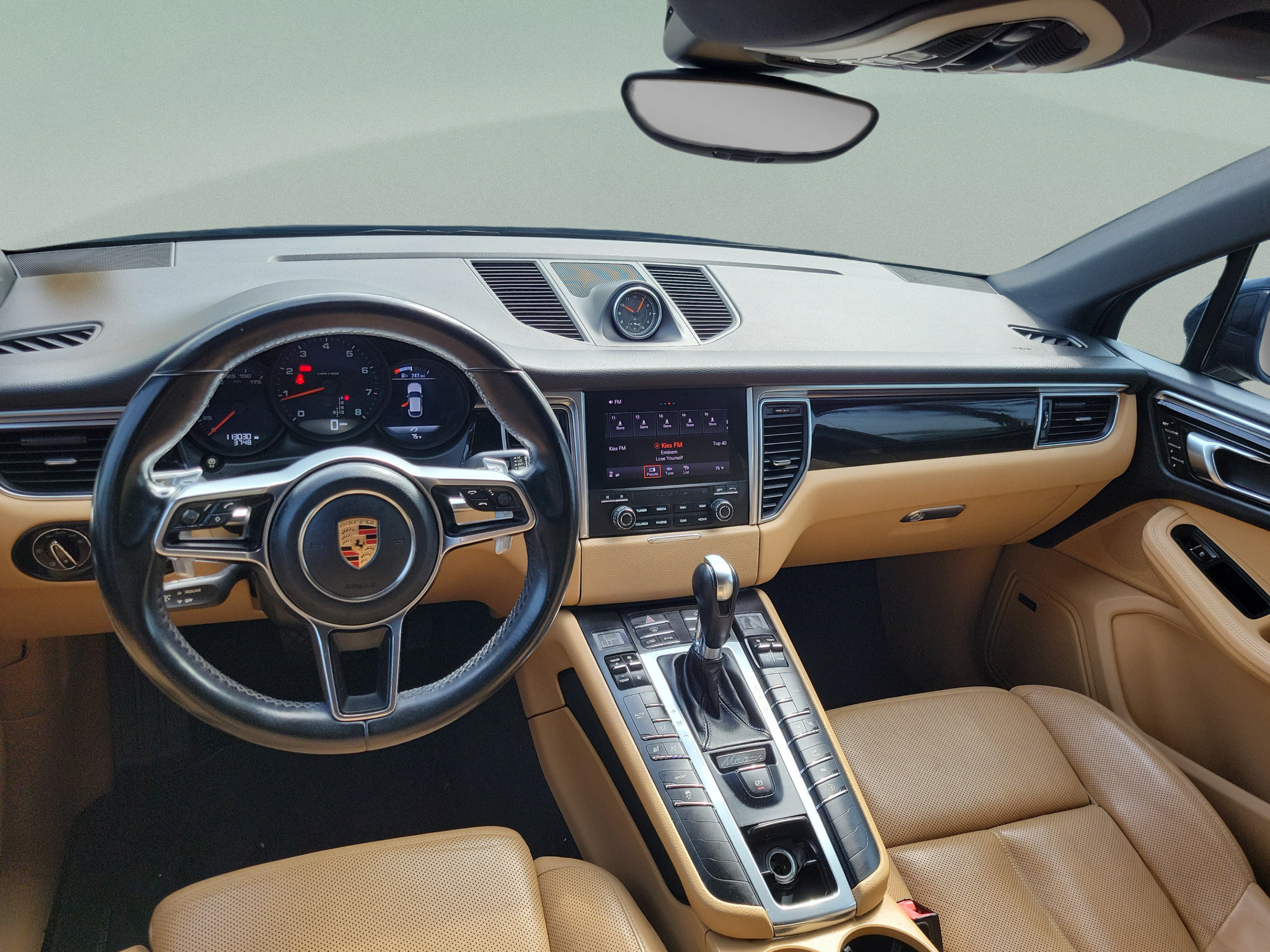 Used 2017 Porsche Macan AWD/4WD image 15