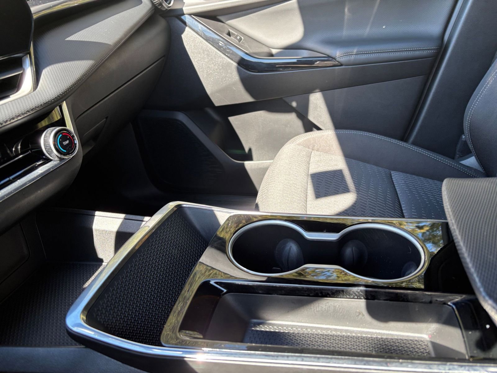 Used 2025 Chevrolet Equinox LT image 41