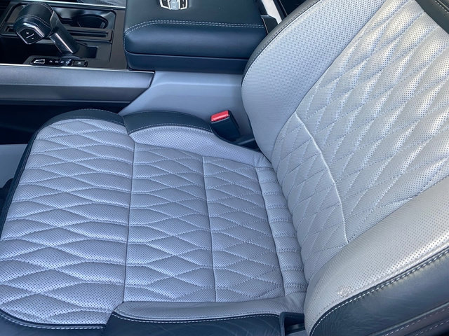 Used 2023 Ford F150 Limited image 26