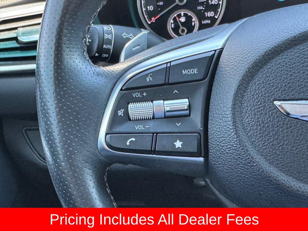 Used 2022 Genesis G70 2.0T RWD image 17