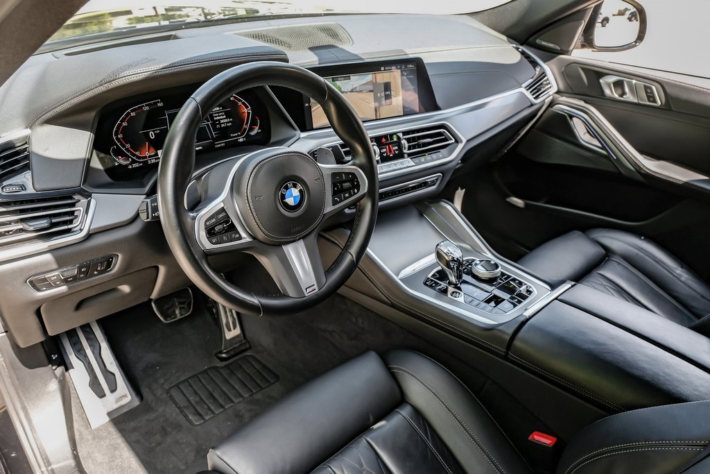 Used 2023 BMW X6 xDrive40i w/ M Sport Package image 2