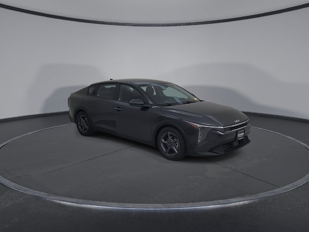Used 2025 Kia K4 FWD image 3