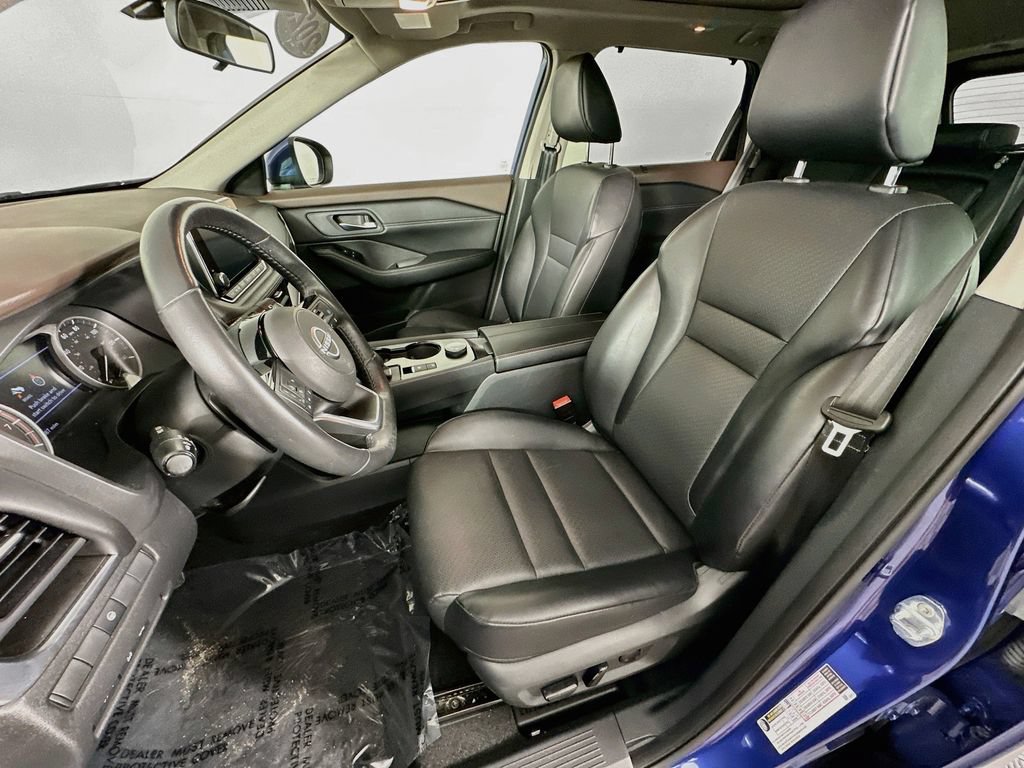 Certified 2023 Nissan Rogue SV w/ SV Premium B Package AWD/4WD image 29