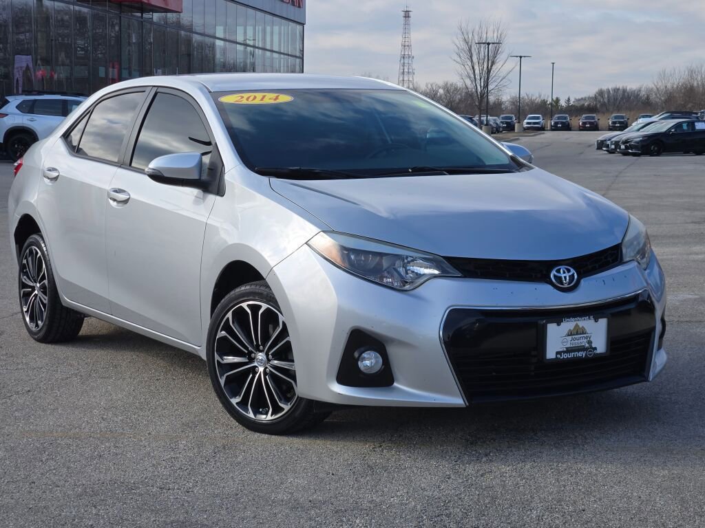 Used 2014 Toyota Corolla S image 4