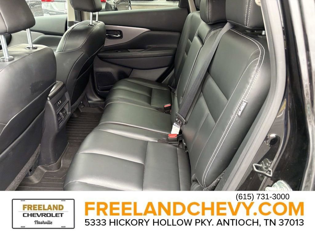 Used 2023 Nissan Murano SV image 17