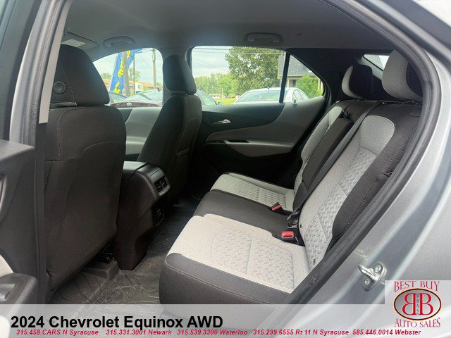 Used 2024 Chevrolet Equinox LS AWD/4WD image 11