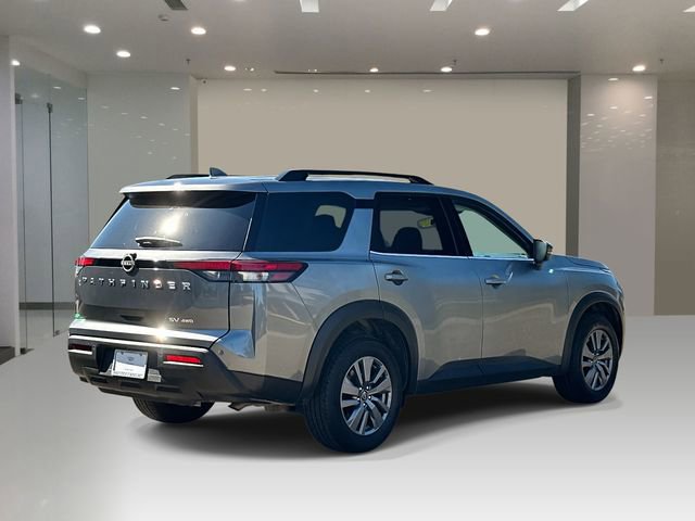 Used 2024 Nissan Pathfinder SV AWD/4WD image 4