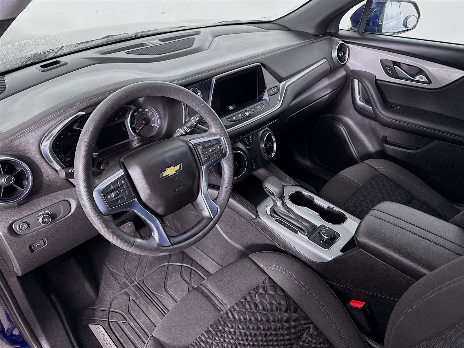 Used 2022 Chevrolet Blazer LT image 10
