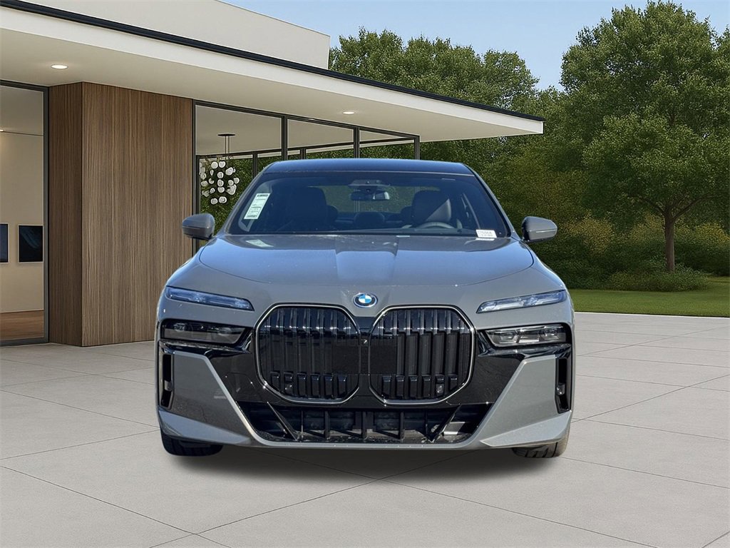 New 2026 BMW 750e xDrive w/ Executive Package image 3