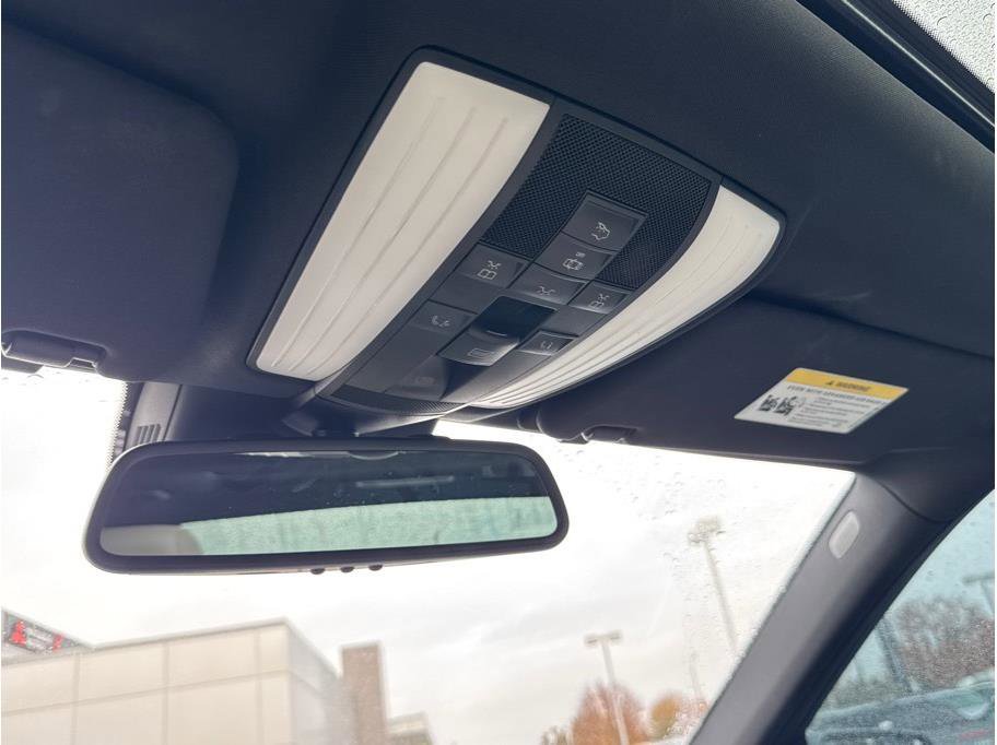 Used 2012 Mercedes-Benz E 350 Sedan image 21