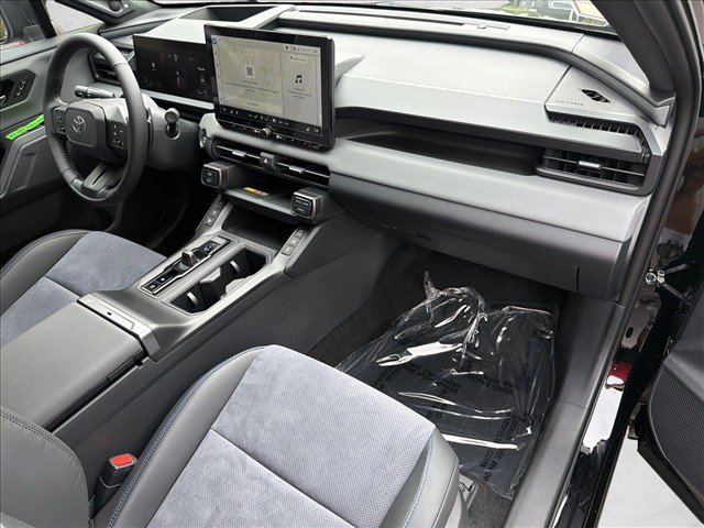 New 2026 Toyota RAV4 XSE AWD/4WD image 24