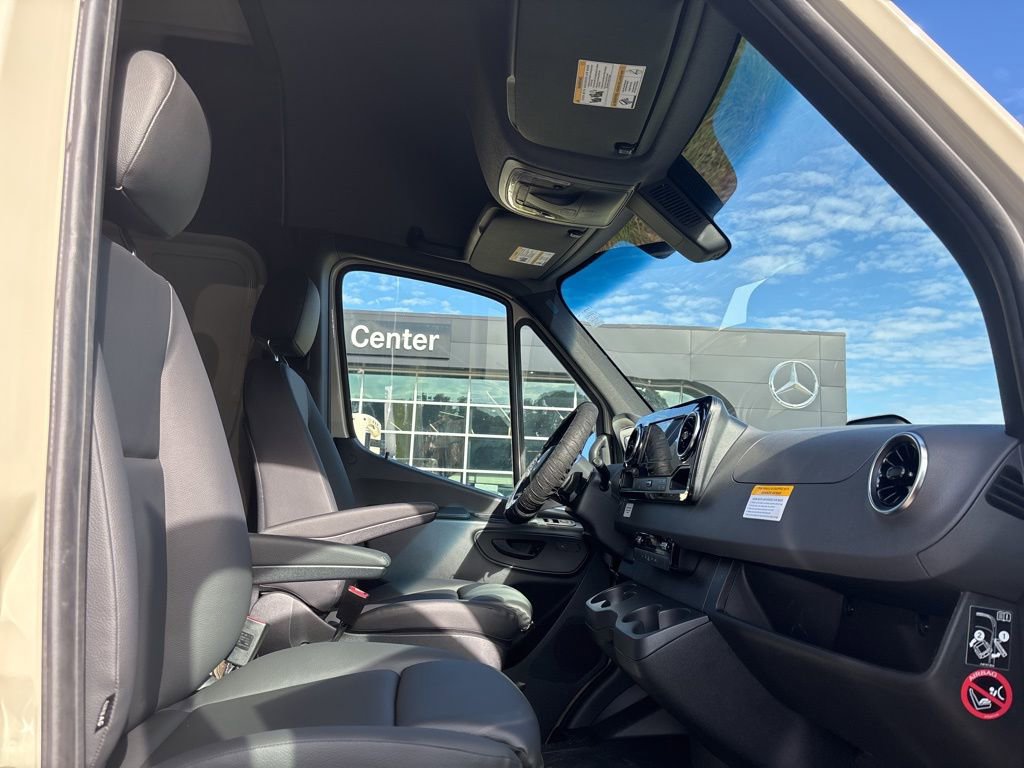 New 2026 Mercedes-Benz Sprinter 2500 image 32