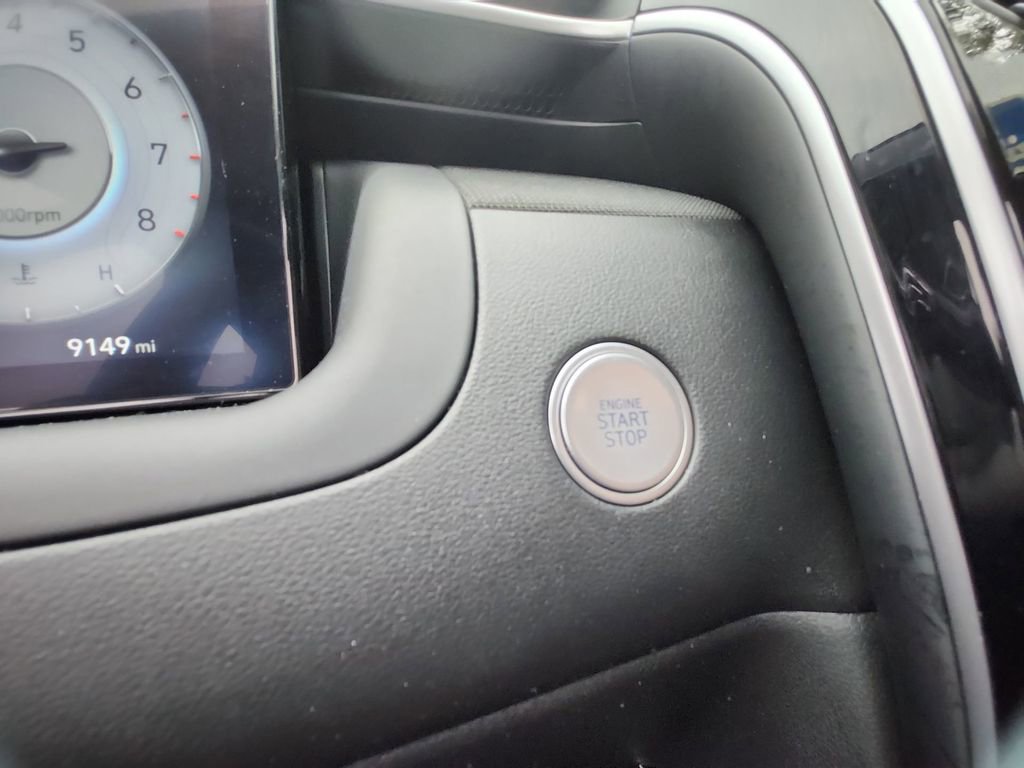 Used 2023 Hyundai Santa Cruz Limited image 21