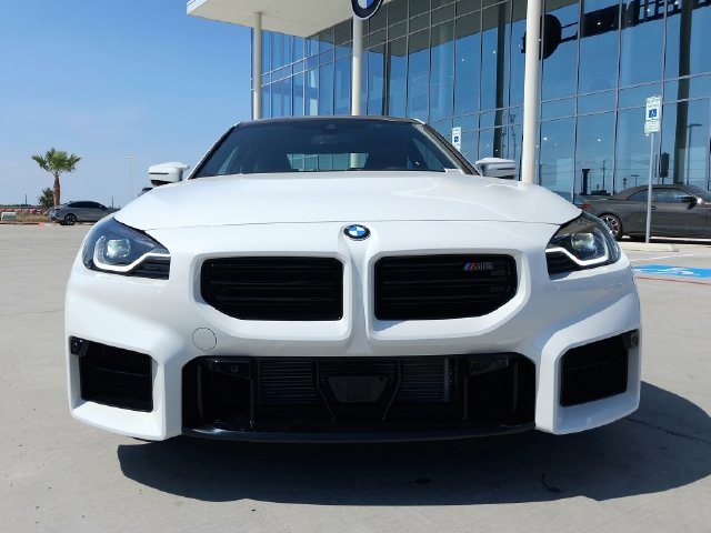 New 2026 BMW M2 w/ Lighting Package RWD image 2