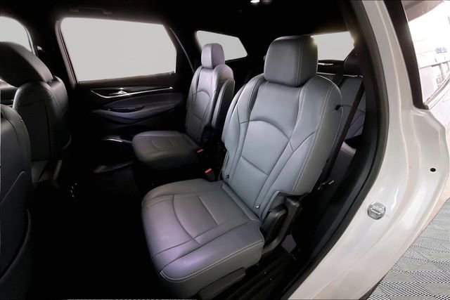 Used 2022 Buick Enclave Essence w/ Sport Touring Edition FWD image 16