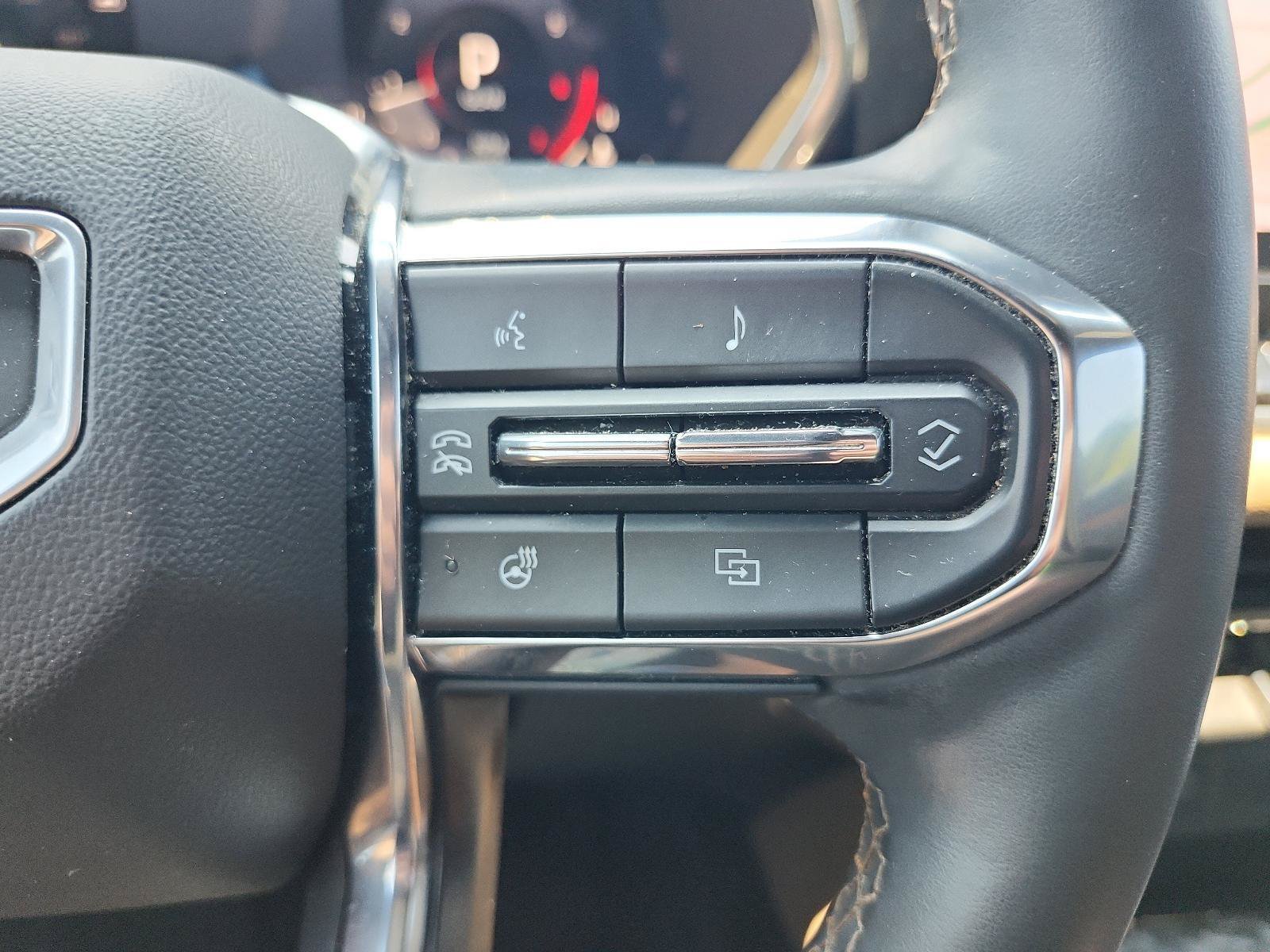 Certified 2024 GMC Canyon Denali AWD/4WD image 26
