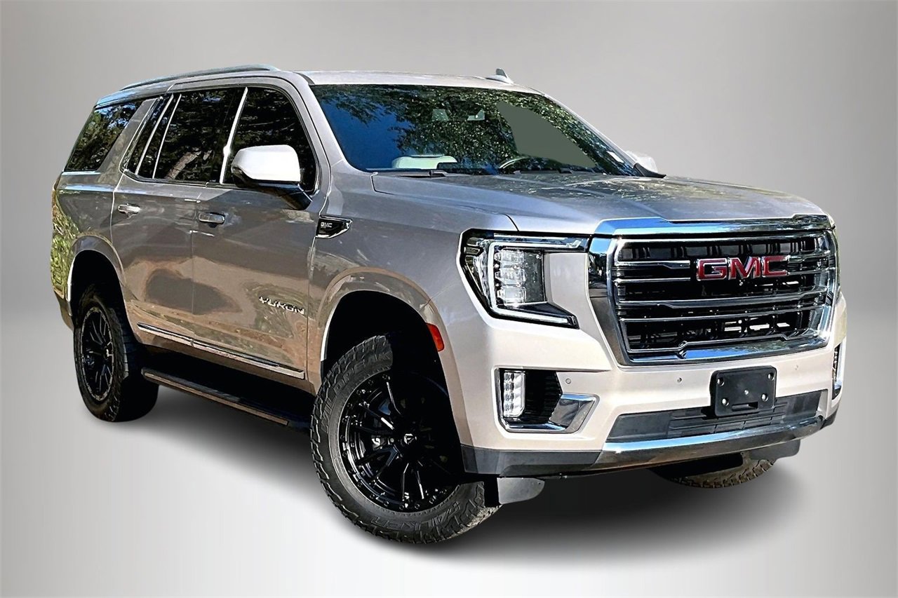 Used 2021 GMC Yukon SLT w/ SLT Luxury Plus Package image 2