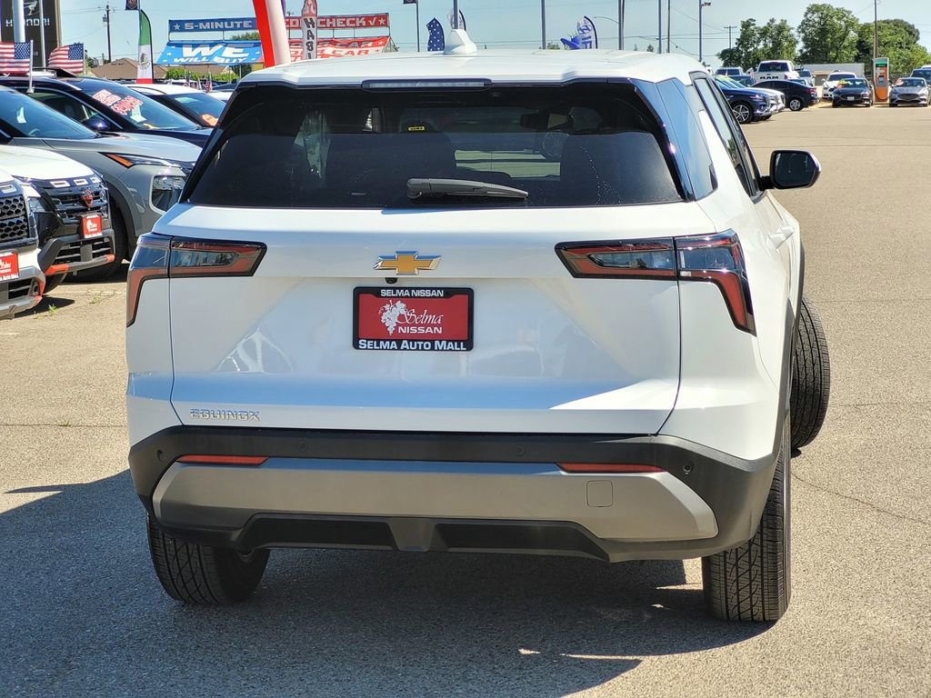 Used 2025 Chevrolet Equinox LT FWD image 6