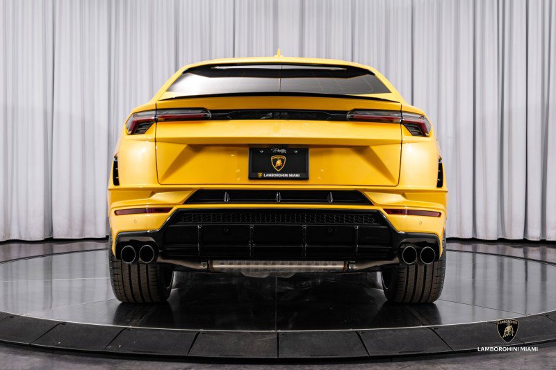 Used 2023 Lamborghini Urus S image 14
