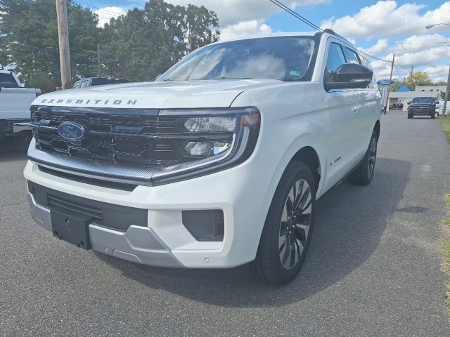 New 2025 Ford Expedition Platinum image 7
