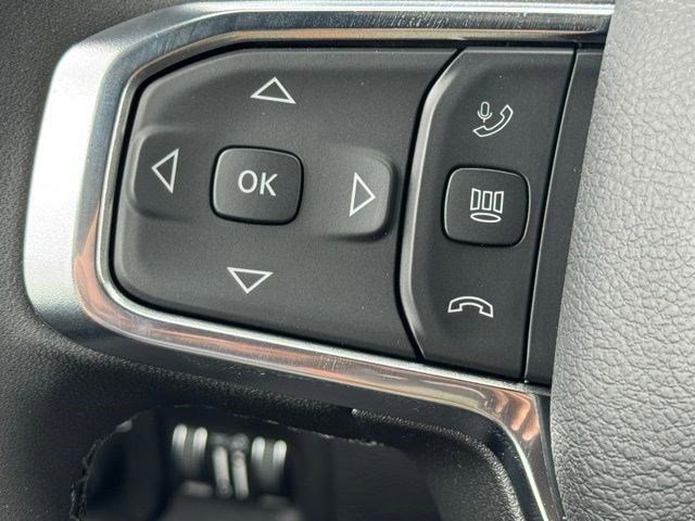 New 2026 RAM 2500 Laramie AWD/4WD image 18