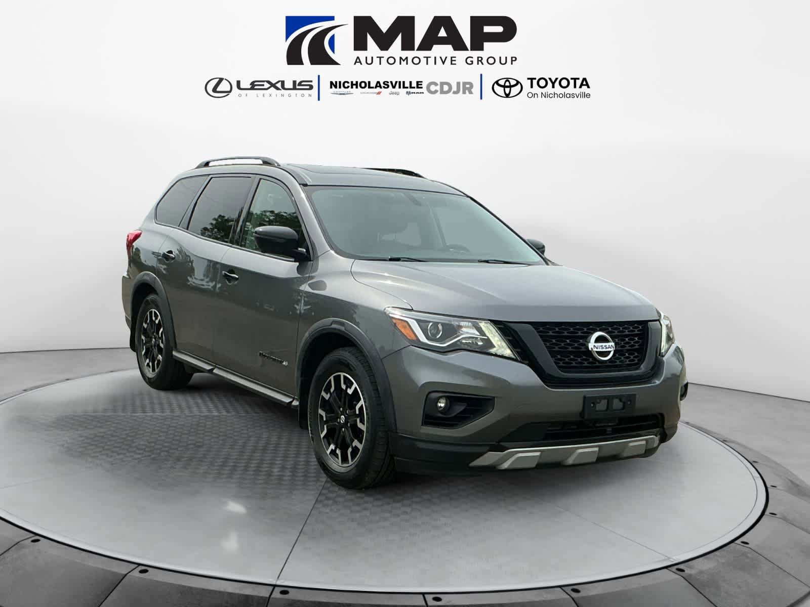 Used 2019 Nissan Pathfinder SL AWD/4WD image 7