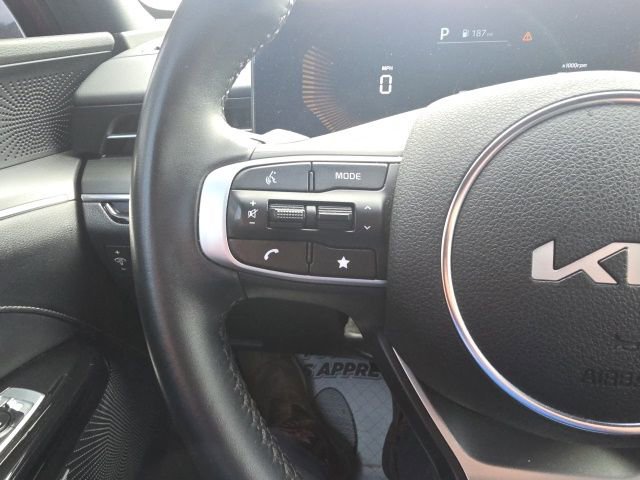Used 2025 Kia K5 GT-Line w/ GT-Line Premium Package FWD image 13