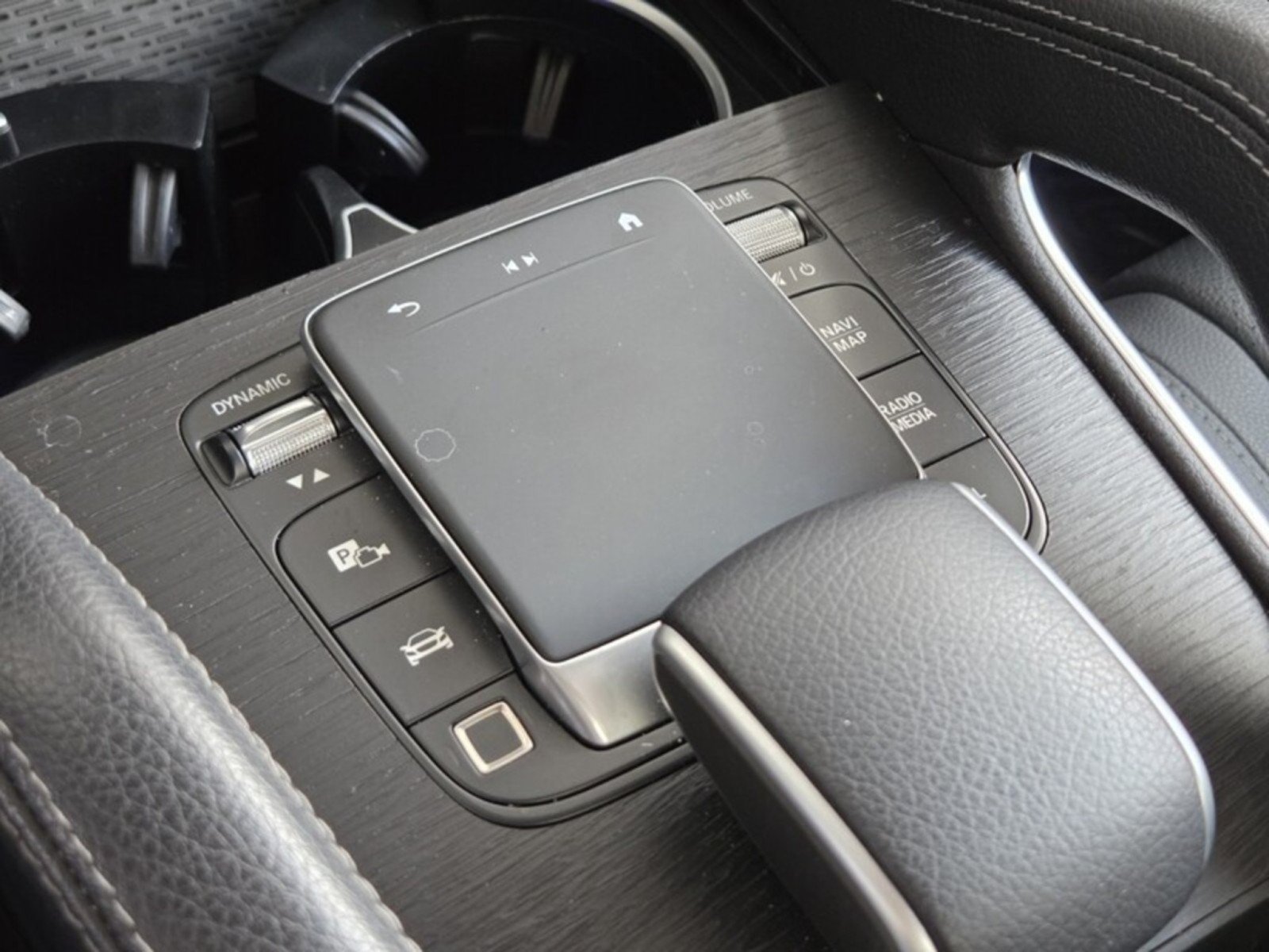 Certified 2026 Mercedes-Benz GLE 350 4MATIC image 33
