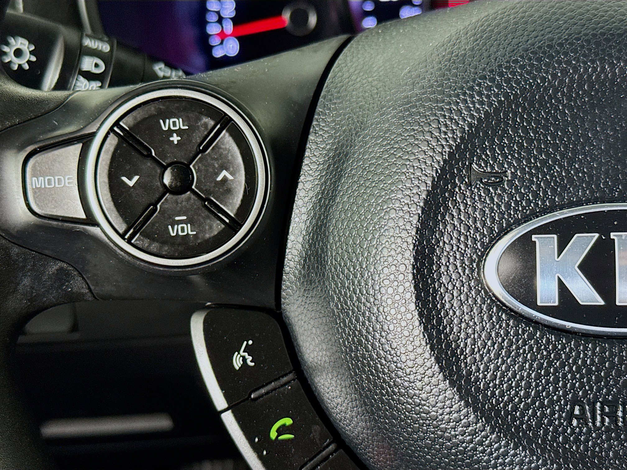 Used 2019 Kia Soul + image 13