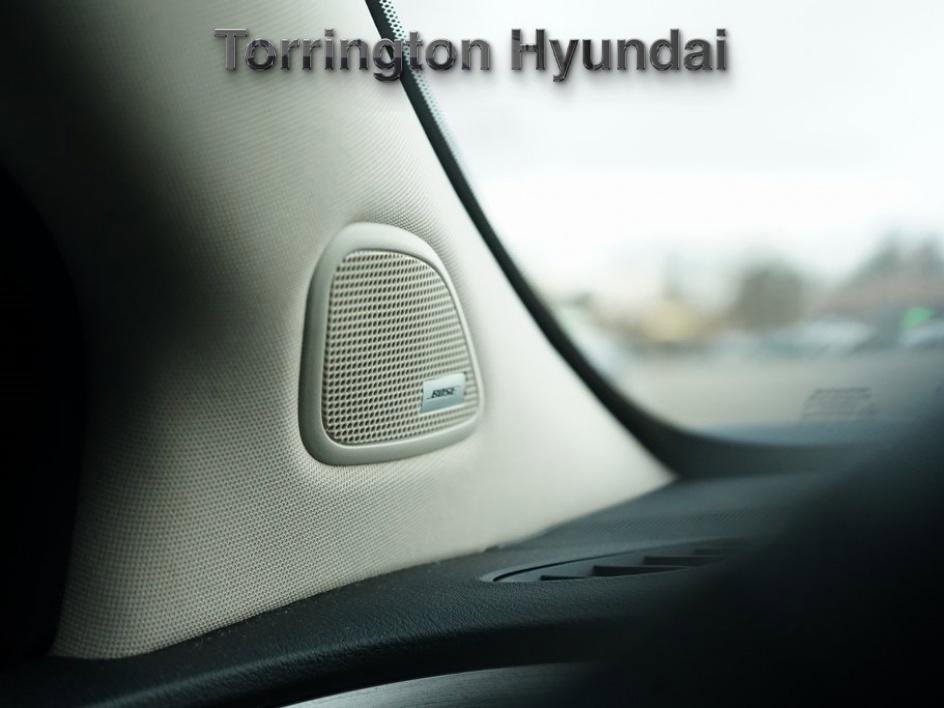 Used 2015 Nissan Murano SV w/ Premium Package image 23