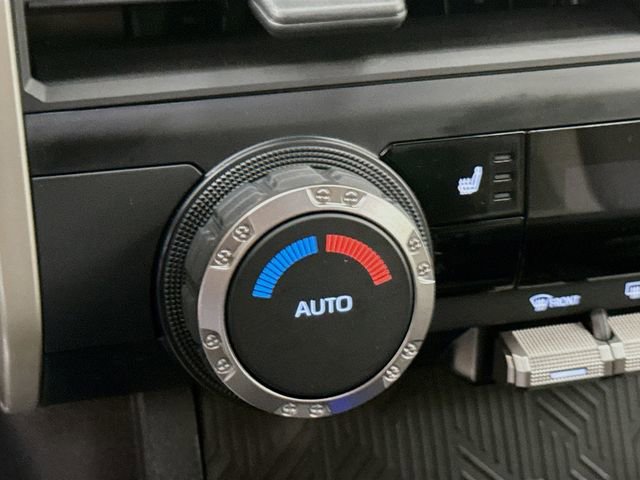 Used 2025 Toyota Tacoma TRD Sport image 20