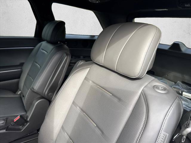 Certified 2026 Hyundai Palisade Calligraphy FWD image 17