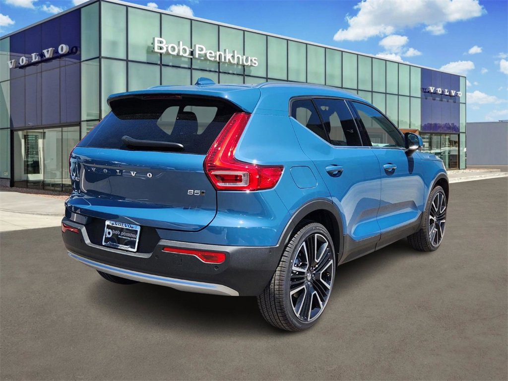 New 2025 Volvo XC40 B5 Ultra w/ Climate Package image 26