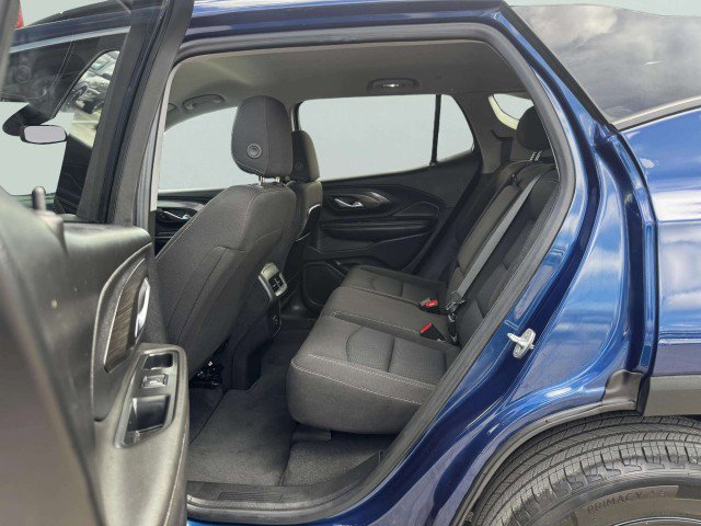 Used 2023 GMC Terrain SLE w/ Driver Convenience Package image 35
