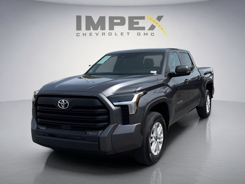 Used 2025 Toyota Tundra SR5 AWD/4WD image 1