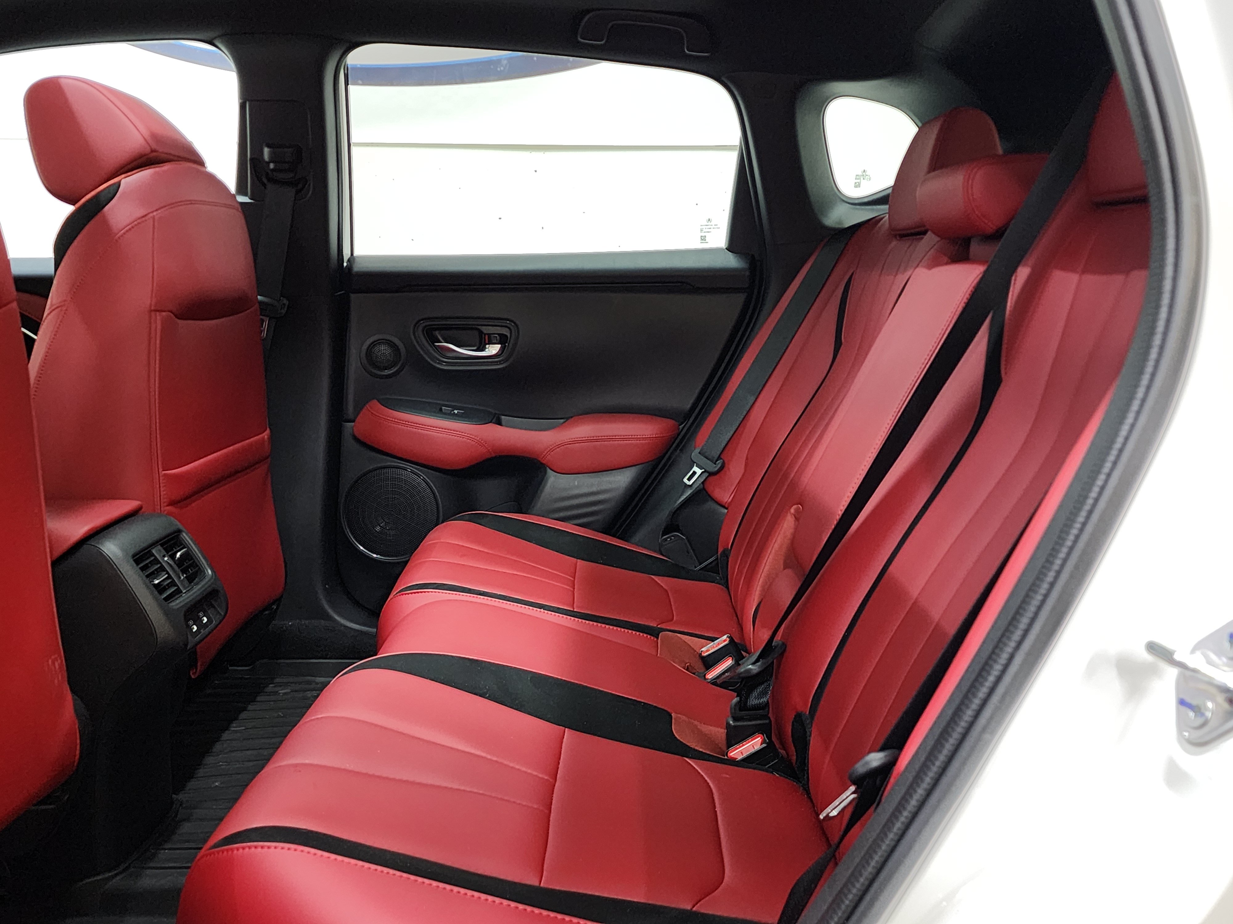 Certified 2025 Acura ADX A-Spec AWD/4WD image 17