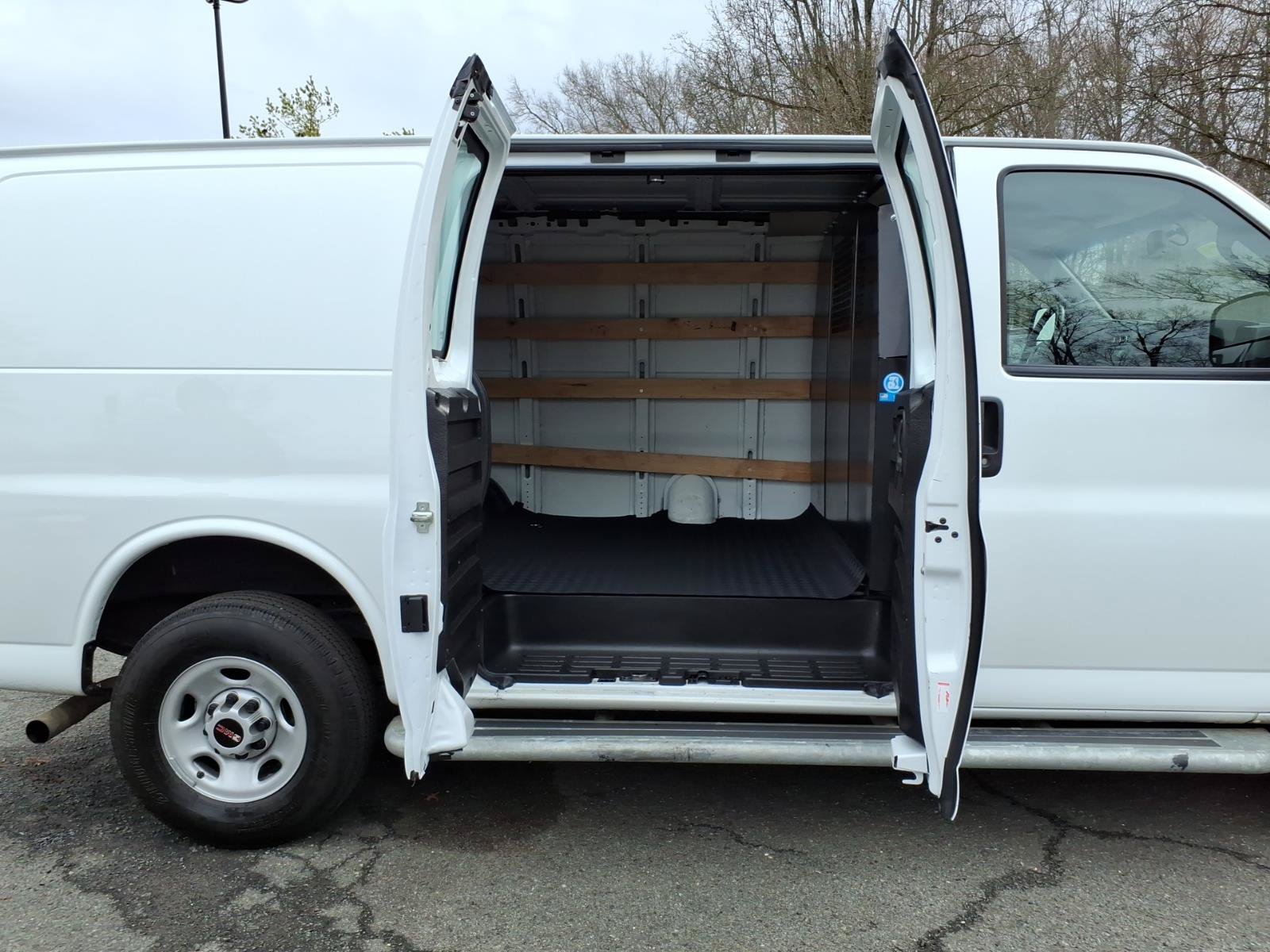 Certified 2024 GMC Savana 2500 w/ Driver Convenience Package RWD image 11