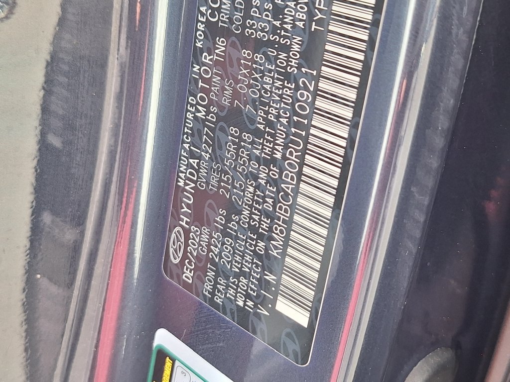 Certified 2024 Hyundai Kona SEL AWD/4WD image 32