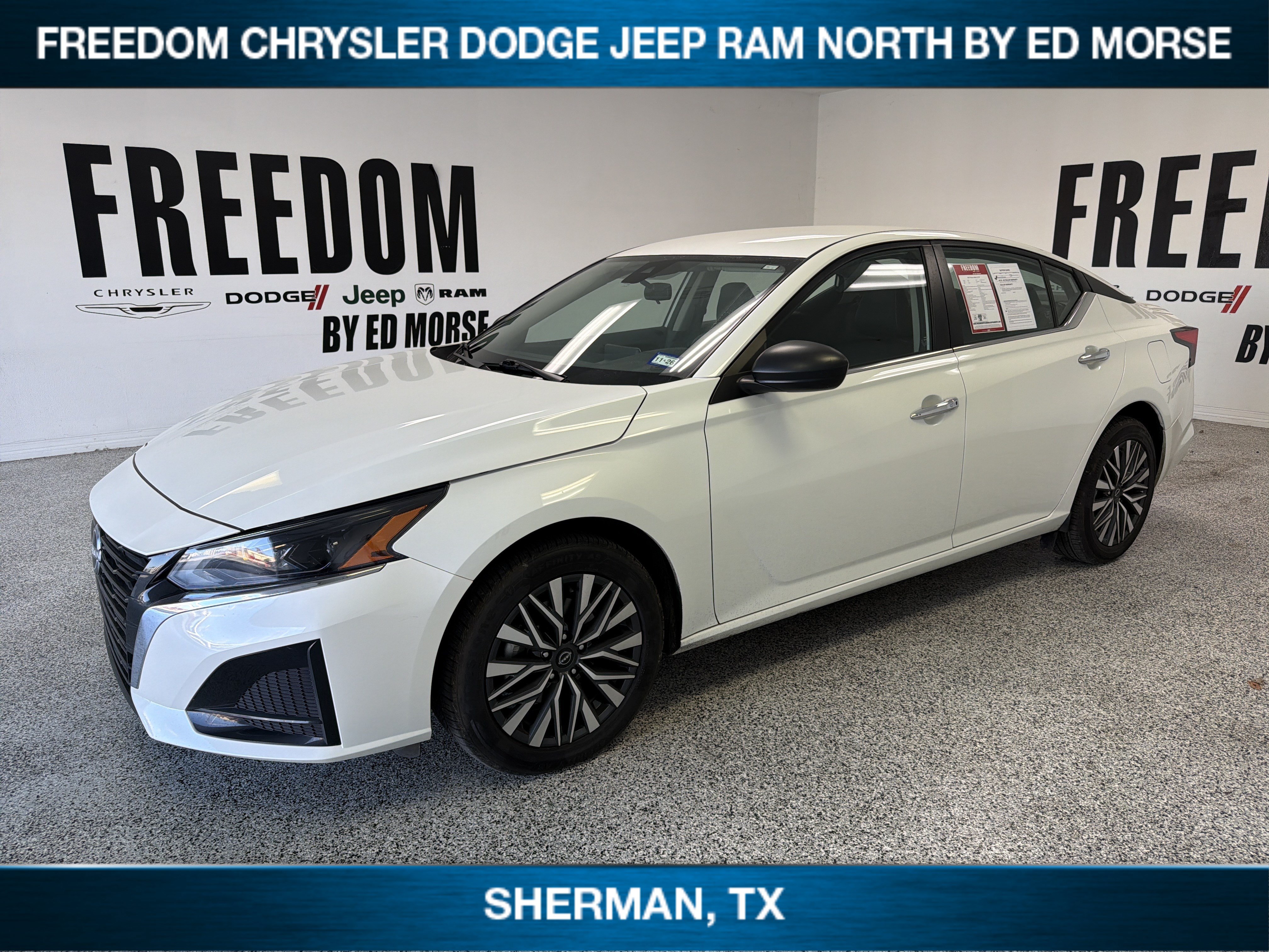 Used 2024 Nissan Altima 2.5 SV AWD/4WD image 1