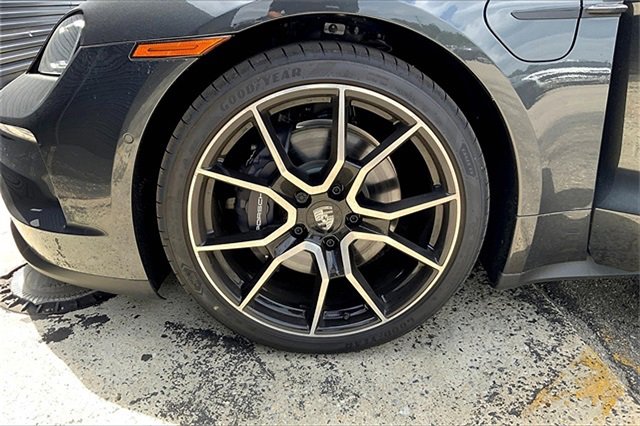 New 2025 Porsche Taycan image 14