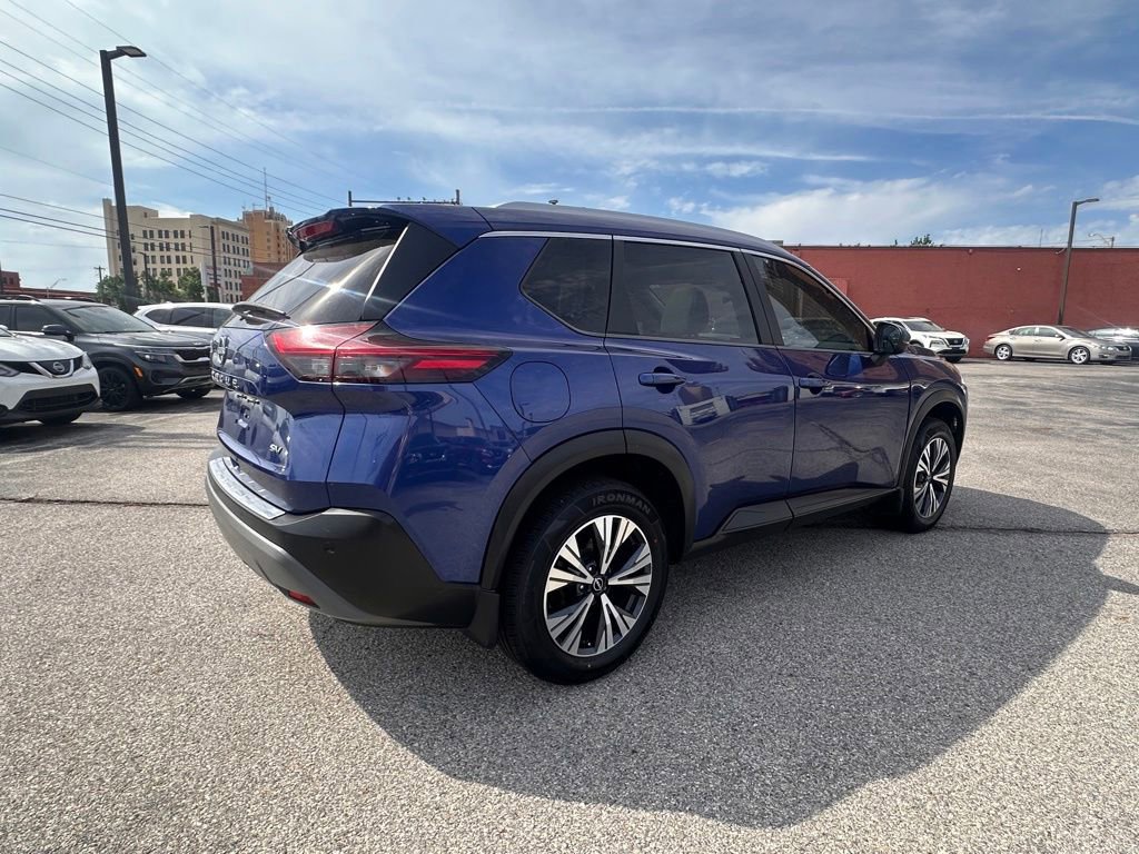 Used 2022 Nissan Rogue SV w/ SV Premium Package FWD image 8
