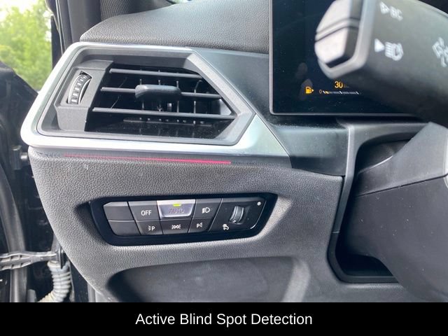 Used 2023 BMW 330i xDrive Sedan w/ Driving Assistance Package AWD/4WD image 9