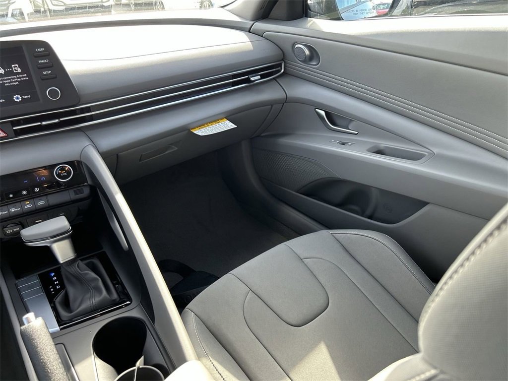 New 2026 Hyundai Elantra Sport image 5