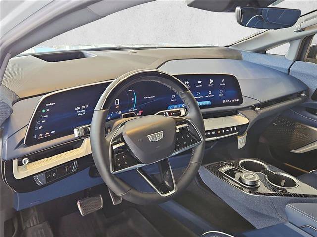 New 2026 Cadillac Optiq Luxury 2 w/ LPO, Floor Liner Package AWD/4WD image 3